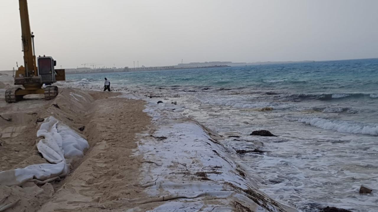 الاعمال البحرية و المعدات